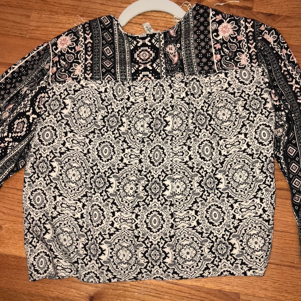 Cardigan - Picture 2 of 2